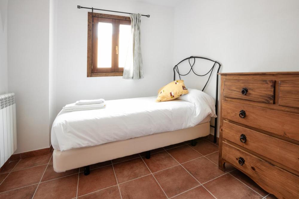 Hostal Antiguo Hospital Linares de Mora Exteriér fotografie