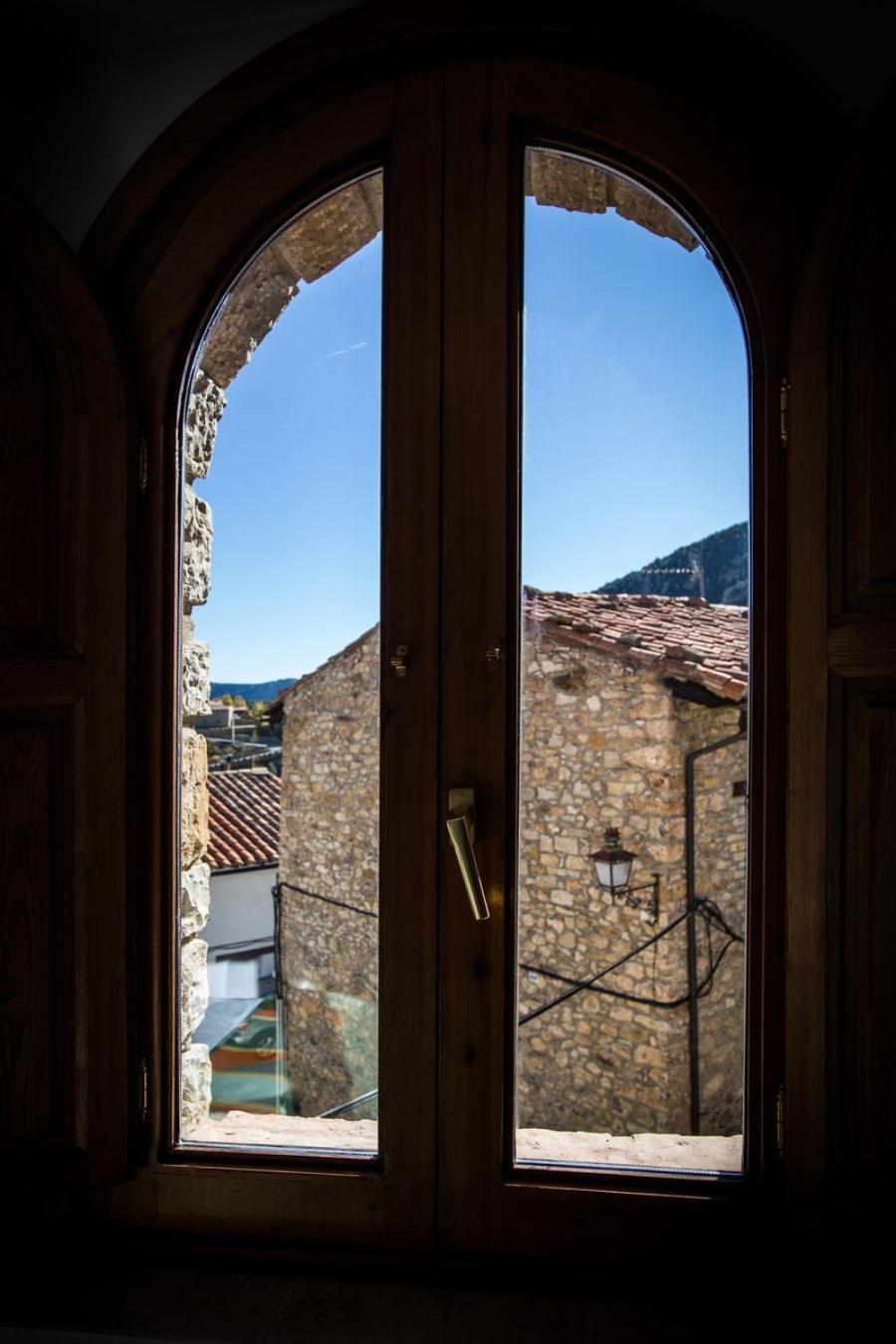 Hostal Antiguo Hospital Linares de Mora Exteriér fotografie