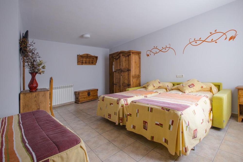 Hostal Antiguo Hospital Linares de Mora Exteriér fotografie